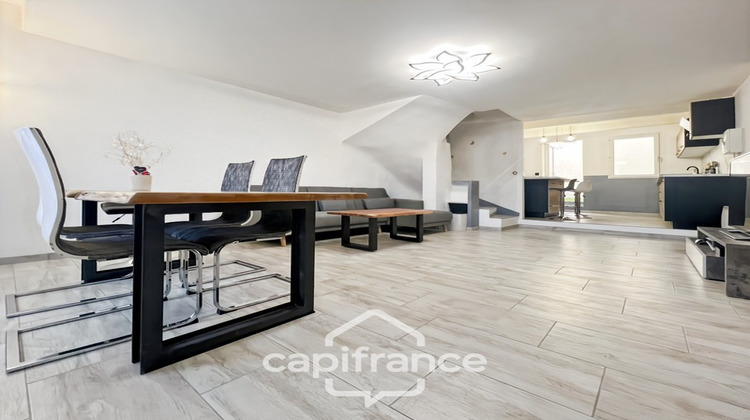 Ma-Cabane - Vente Maison SAINT CANNAT, 112 m²