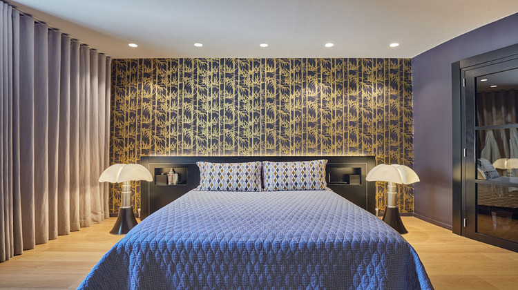 Ma-Cabane - Vente Maison SAINT-CANNAT, 215 m²