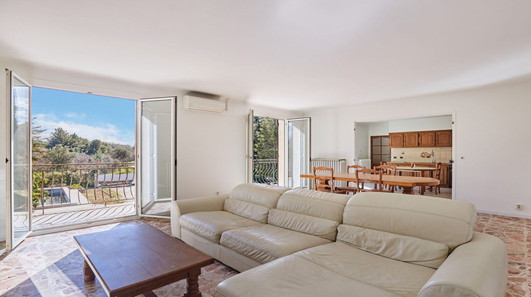 Ma-Cabane - Vente Maison SAINT-CANNAT, 200 m²