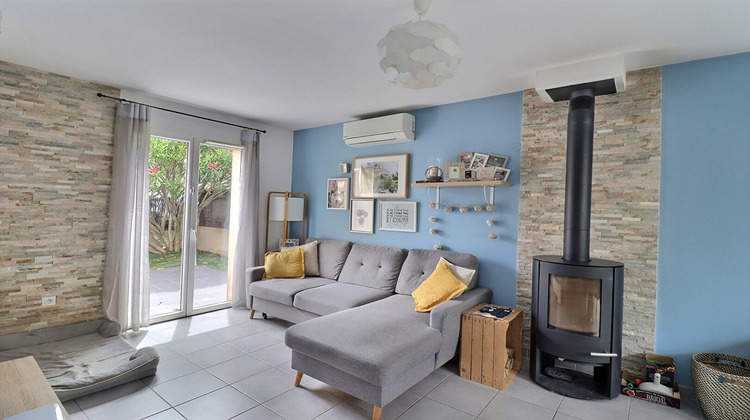 Ma-Cabane - Vente Maison SAINT-CANNAT, 64 m²