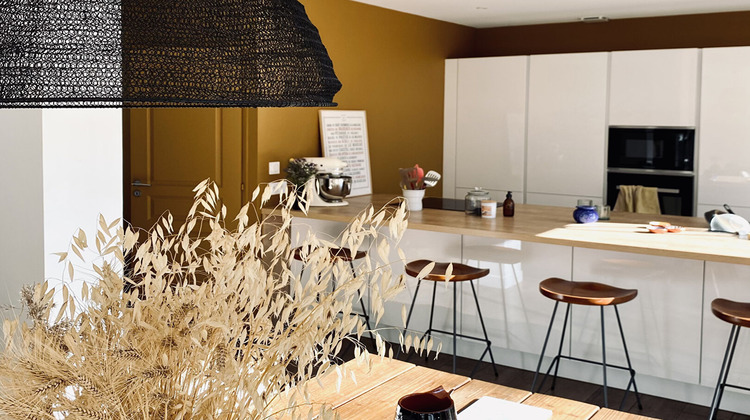 Ma-Cabane - Vente Maison SAINT-CANNAT, 193 m²