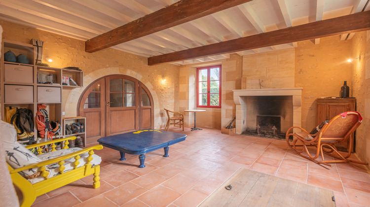 Ma-Cabane - Vente Maison Saint-Caprais-de-Bordeaux, 200 m²