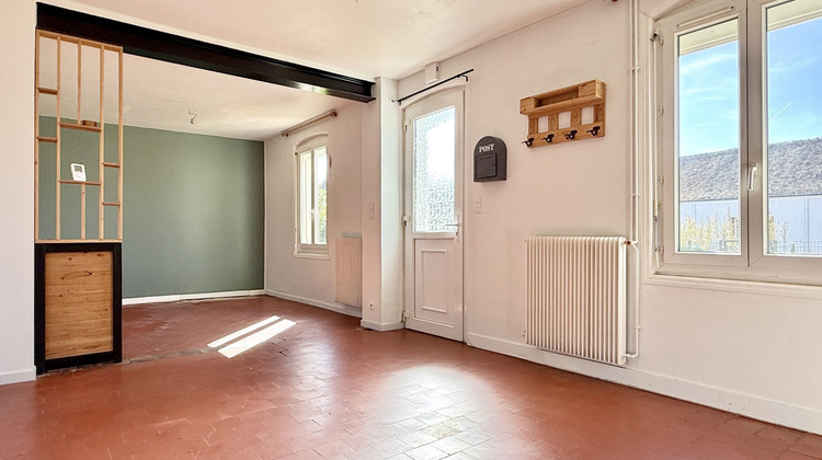 Ma-Cabane - Vente Maison Saint-Célerin, 66 m²