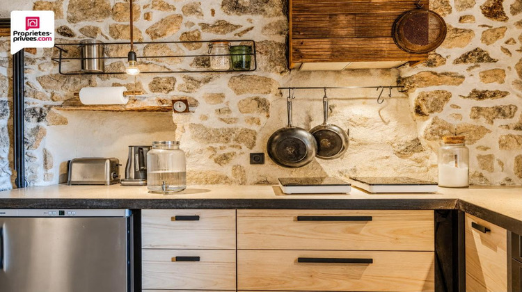 Ma-Cabane - Vente Maison SAINT CEZAIRE SUR SIAGNE, 77 m²