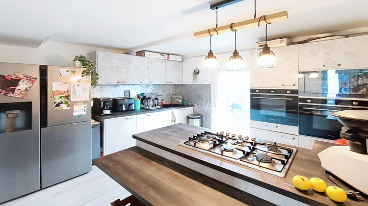 Ma-Cabane - Vente Maison Saint-Chamond, 80 m²