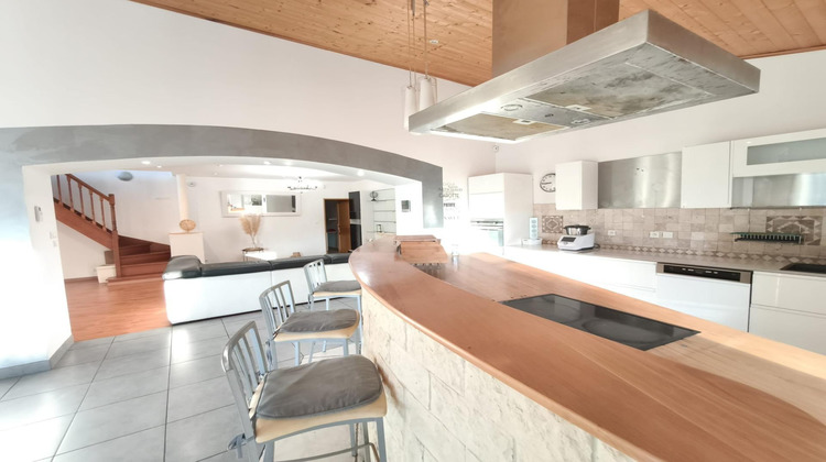 Ma-Cabane - Vente Maison Saint-Chamond, 240 m²