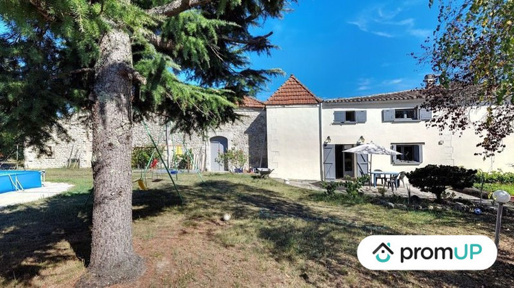 Ma-Cabane - Vente Maison Saint-Christoly-de-Blaye, 320 m²