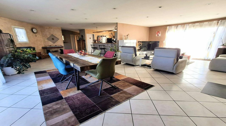 Ma-Cabane - Vente Maison SAINT CHRISTOLY DE BLAYE, 130 m²