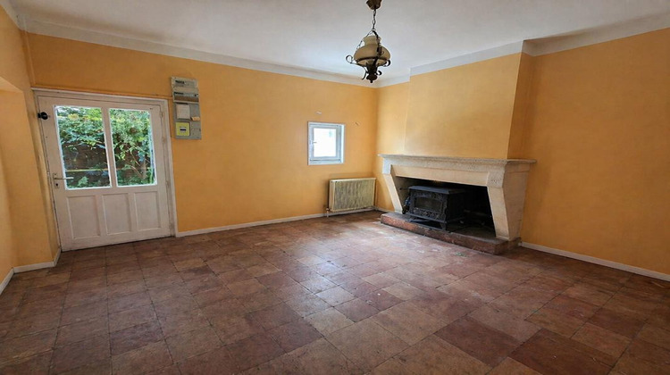 Ma-Cabane - Vente Maison SAINT CHRISTOLY DE BLAYE, 90 m²