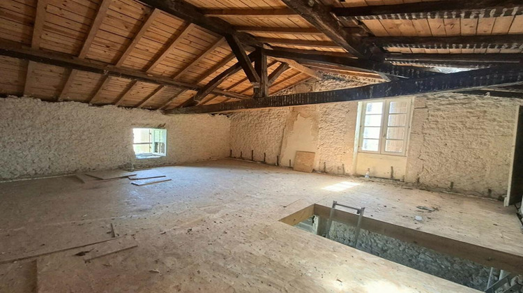 Ma-Cabane - Vente Maison SAINT CHRISTOLY DE BLAYE, 83 m²