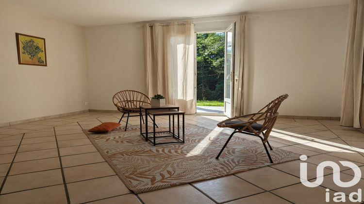 Ma-Cabane - Vente Maison Saint-Christophe-de-Double, 112 m²