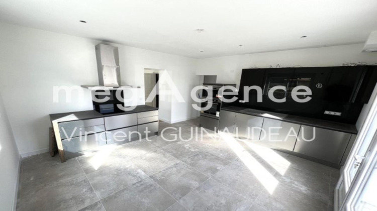 Ma-Cabane - Vente Maison SAINT CHRISTOPHE DU BOIS, 150 m²