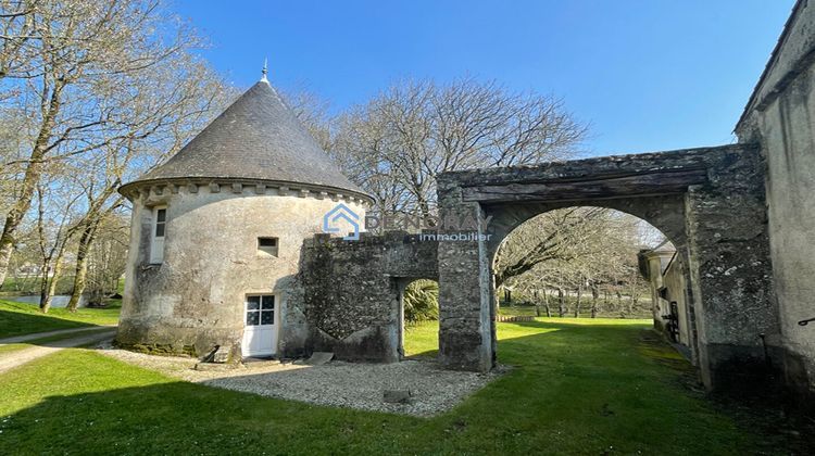 Ma-Cabane - Vente Maison SAINT-CHRISTOPHE-DU-LIGNERON, 651 m²