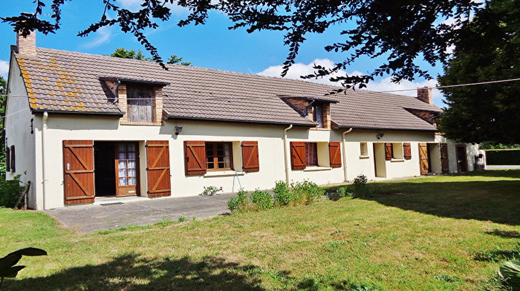 Ma-Cabane - Vente Maison SAINT-CHRISTOPHE-EN-BAZELLE, 120 m²