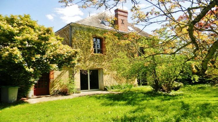 Ma-Cabane - Vente Maison SAINT-CHRISTOPHE-EN-BAZELLE, 250 m²