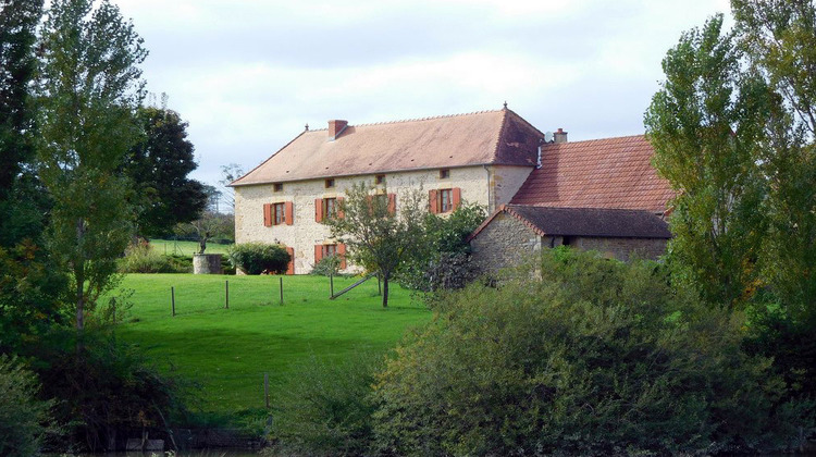 Ma-Cabane - Vente Maison Saint-Christophe-en-Brionnais, 240 m²