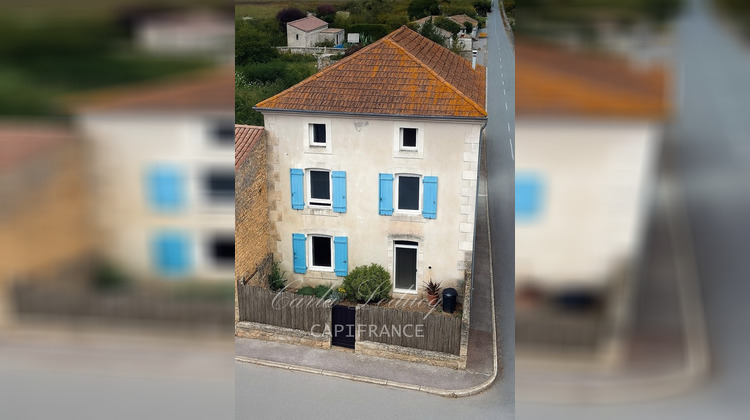 Ma-Cabane - Vente Maison SAINT CHRISTOPHE SUR ROC, 270 m²