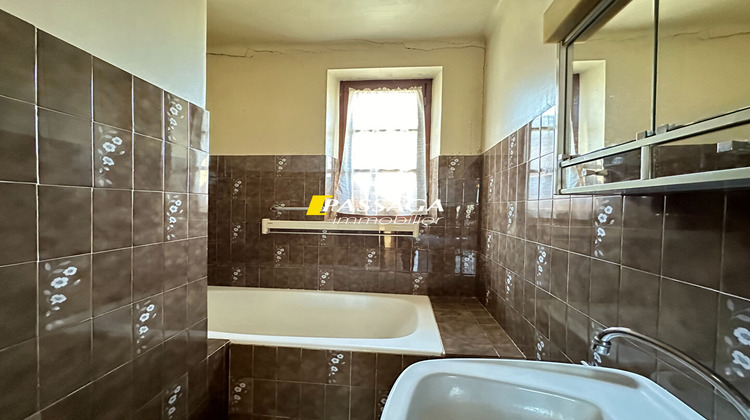 Ma-Cabane - Vente Maison SAINT-CHRISTOPHE-VALLON, 81 m²