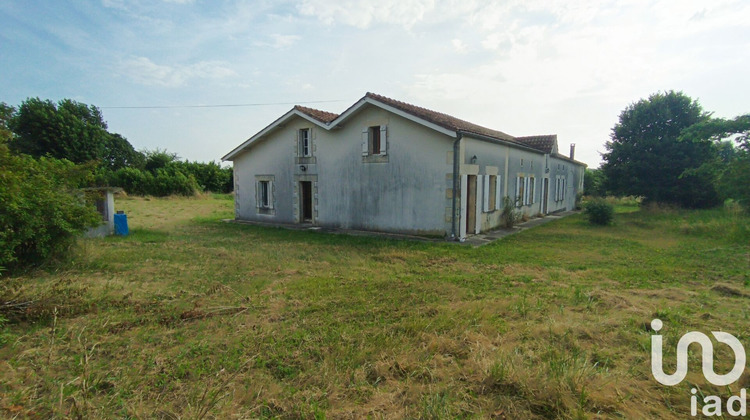 Ma-Cabane - Vente Maison Saint-Ciers-Champagne, 243 m²