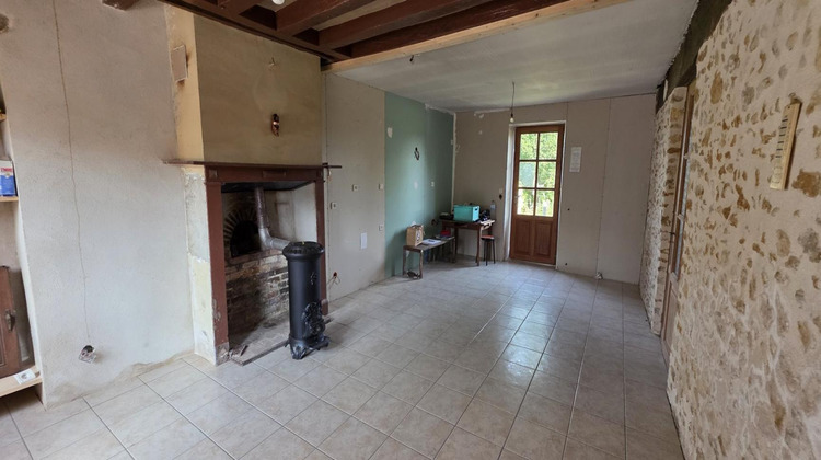 Ma-Cabane - Vente Maison SAINT CIVRAN, 47 m²