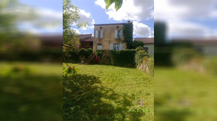 Ma-Cabane - Vente Maison Saint-Claud, 270 m²