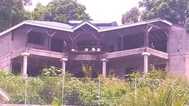 Ma-Cabane - Vente Maison SAINT CLAUDE, 480 m²