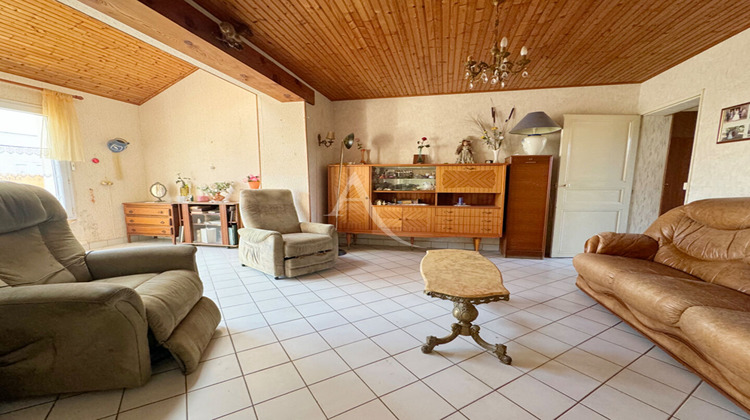 Ma-Cabane - Vente Maison SAINT-COLOMBAN, 180 m²