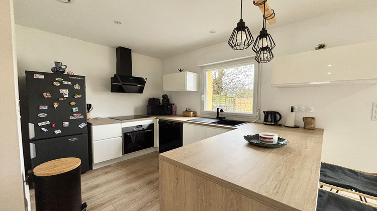 Ma-Cabane - Vente Maison SAINT-COLOMBAN, 90 m²