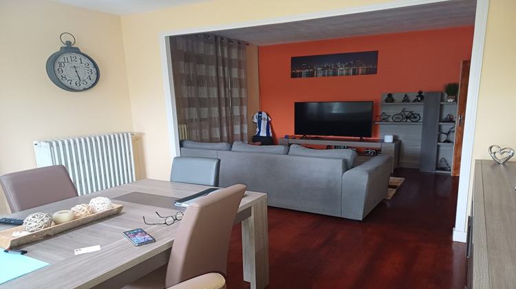 Ma-Cabane - Vente Maison SAINT-CONSTANT, 105 m²