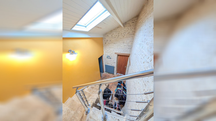 Ma-Cabane - Vente Maison SAINT-COUTANT, 234 m²