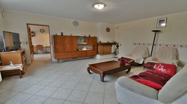 Ma-Cabane - Vente Maison SAINT COUTANT LE GRAND, 152 m²