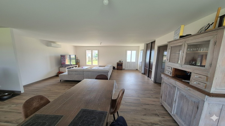 Ma-Cabane - Vente Maison SAINT COUTANT LE GRAND, 110 m²