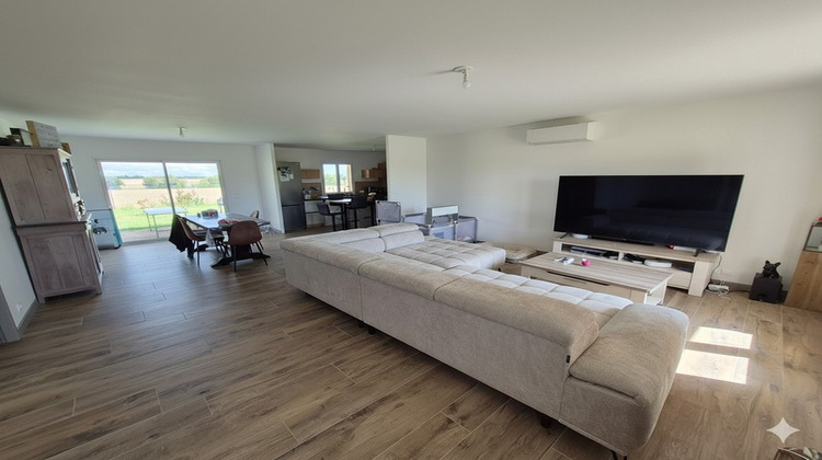 Ma-Cabane - Vente Maison SAINT COUTANT LE GRAND, 110 m²