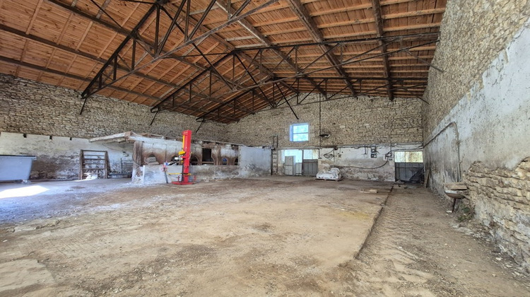Ma-Cabane - Vente Maison SAINT COUTANT LE GRAND, 170 m²