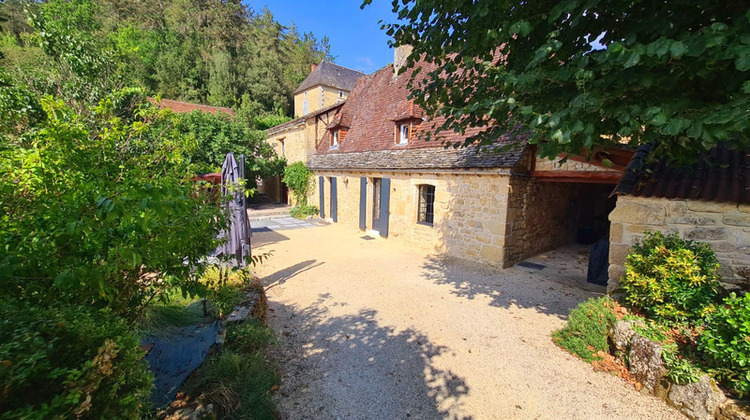 Ma-Cabane - Vente Maison SAINT CYBRANET, 220 m²
