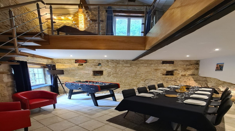 Ma-Cabane - Vente Maison SAINT CYBRANET, 220 m²
