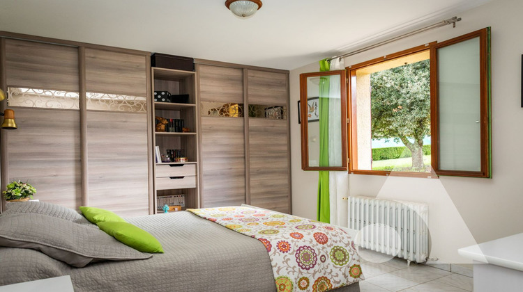 Ma-Cabane - Vente Maison SAINT-CYPRIEN, 286 m²