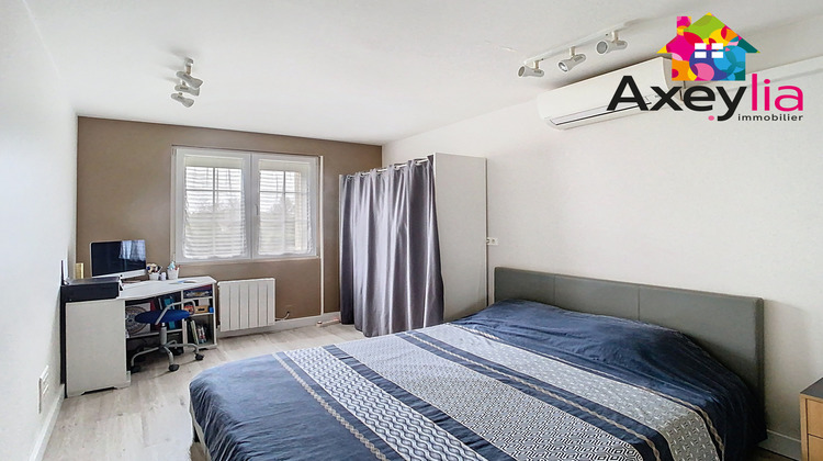 Ma-Cabane - Vente Maison Saint-Cyr-de-Favières, 239 m²