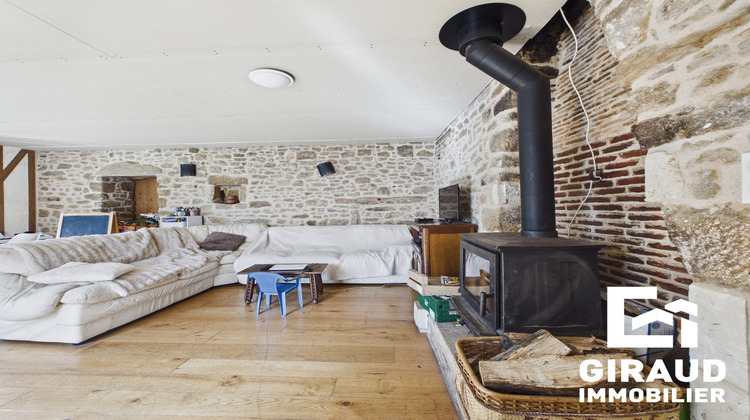 Ma-Cabane - Vente Maison Saint-Cyr-des-Gâts, 213 m²