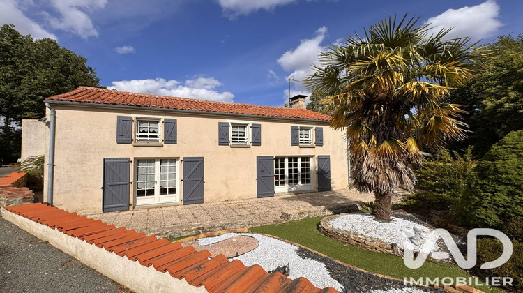 Ma-Cabane - Vente Maison Saint-Cyr-des-Gâts, 142 m²