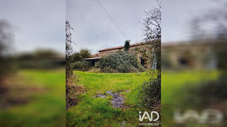 Ma-Cabane - Vente Maison Saint-Cyr-des-Gâts, 600 m²