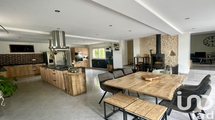 Ma-Cabane - Vente Maison Saint-Cyr-en-Val, 209 m²