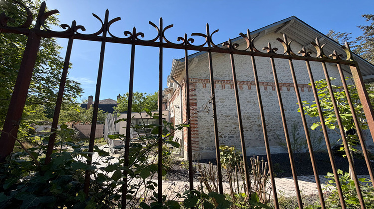 Ma-Cabane - Vente Maison SAINT-CYR-EN-VAL, 268 m²