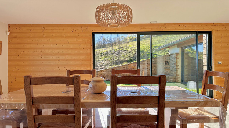 Ma-Cabane - Vente Maison SAINT-CYR-LE-CHATOUX, 183 m²