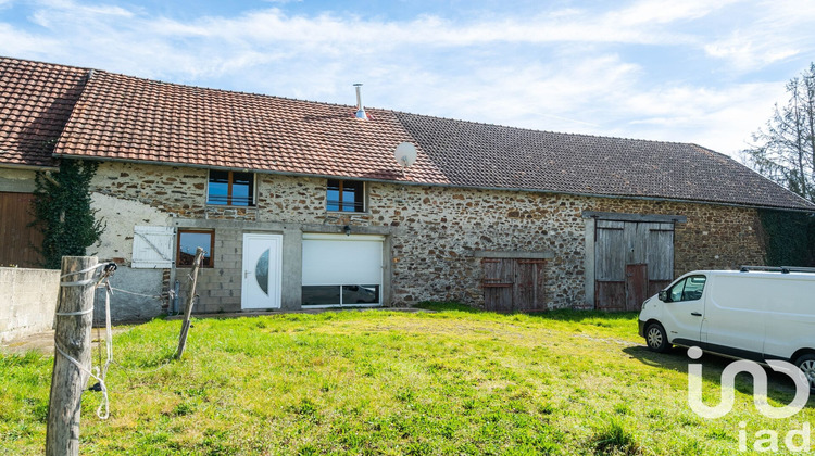 Ma-Cabane - Vente Maison Saint-Cyr-les-Champagnes, 118 m²