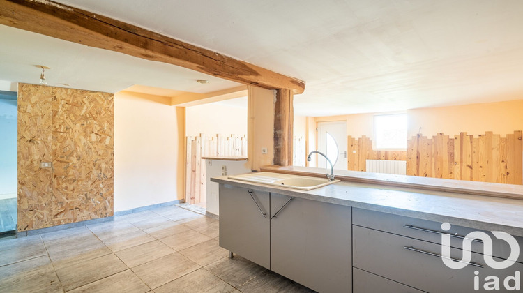 Ma-Cabane - Vente Maison Saint-Cyr-les-Champagnes, 118 m²