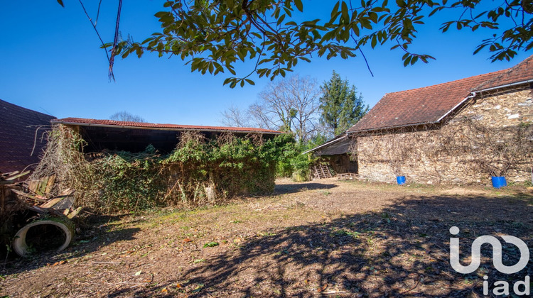 Ma-Cabane - Vente Maison Saint-Cyr-les-Champagnes, 132 m²