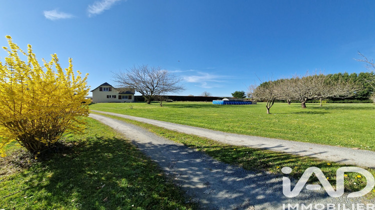 Ma-Cabane - Vente Maison Saint-Cyr-les-Champagnes, 100 m²