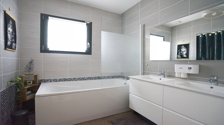 Ma-Cabane - Vente Maison SAINT-CYR-SUR-LE-RHONE, 165 m²