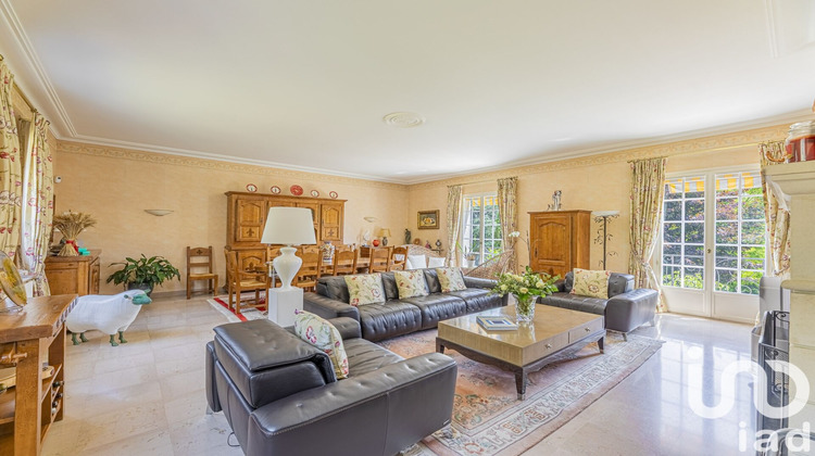 Ma-Cabane - Vente Maison Saint-Cyr-sur-Loire, 285 m²
